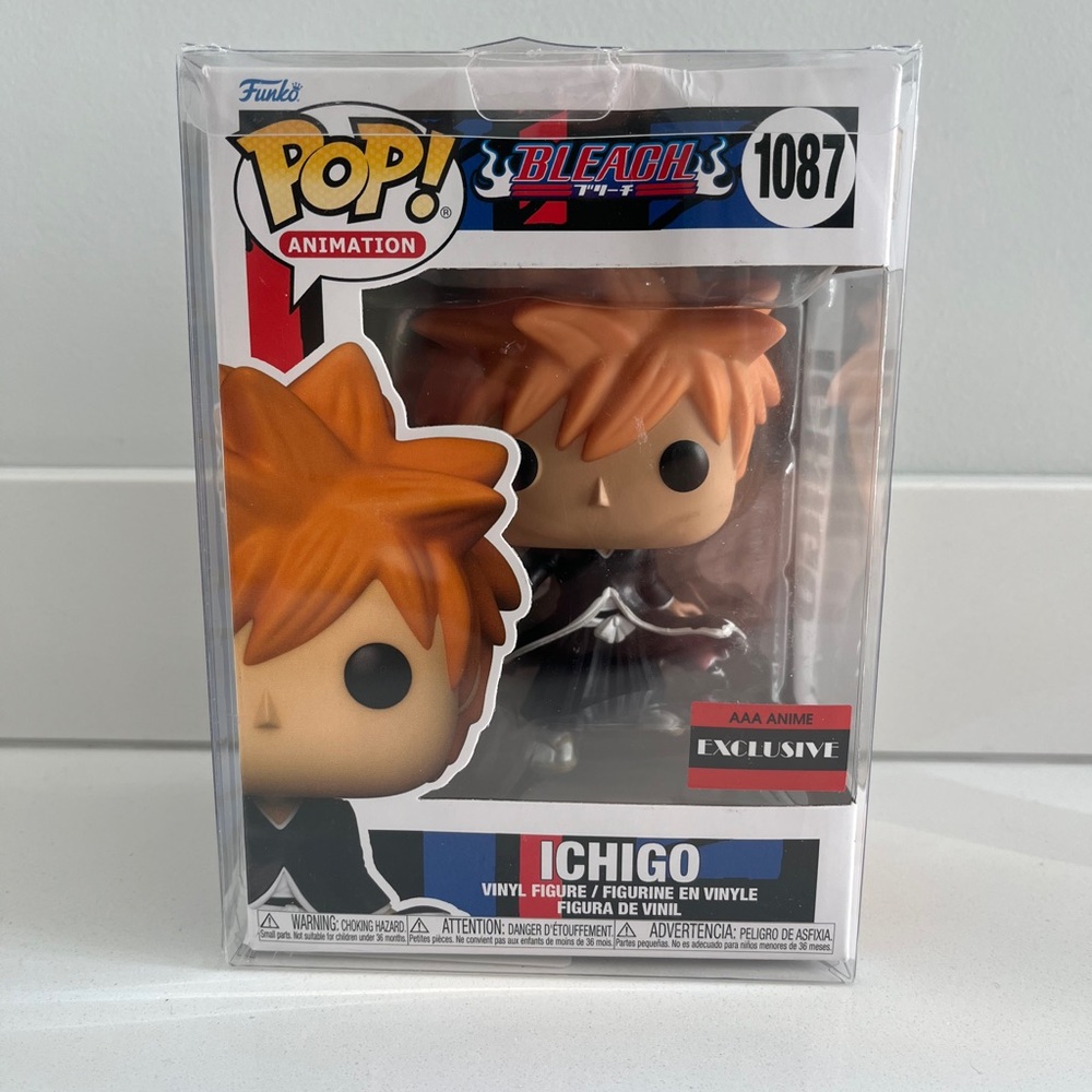 Funko Pop! Animation Ichigo Figure - Bleach exclusive figure damaged box